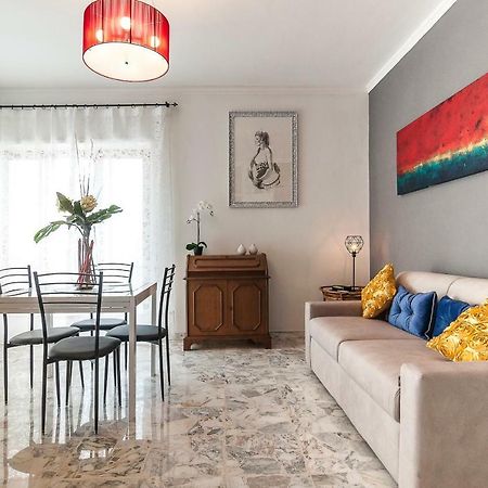 Casa Vacanza Flora Apartment Sperlonga Bagian luar foto