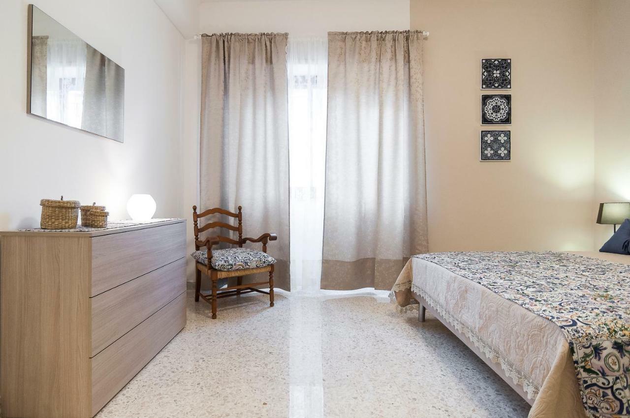 Casa Vacanza Flora Apartment Sperlonga Bagian luar foto